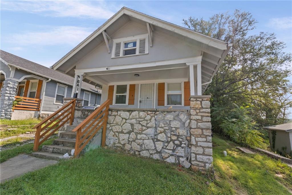 Listing Photo MLS #HMS2638063
