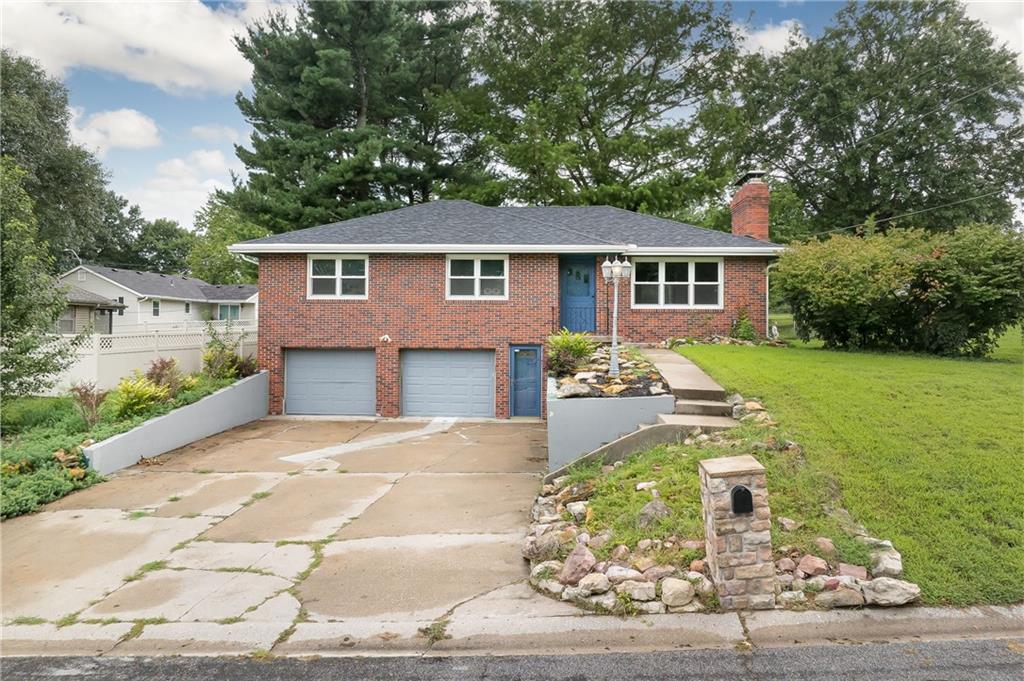 Listing Photo MLS #HMS2638226