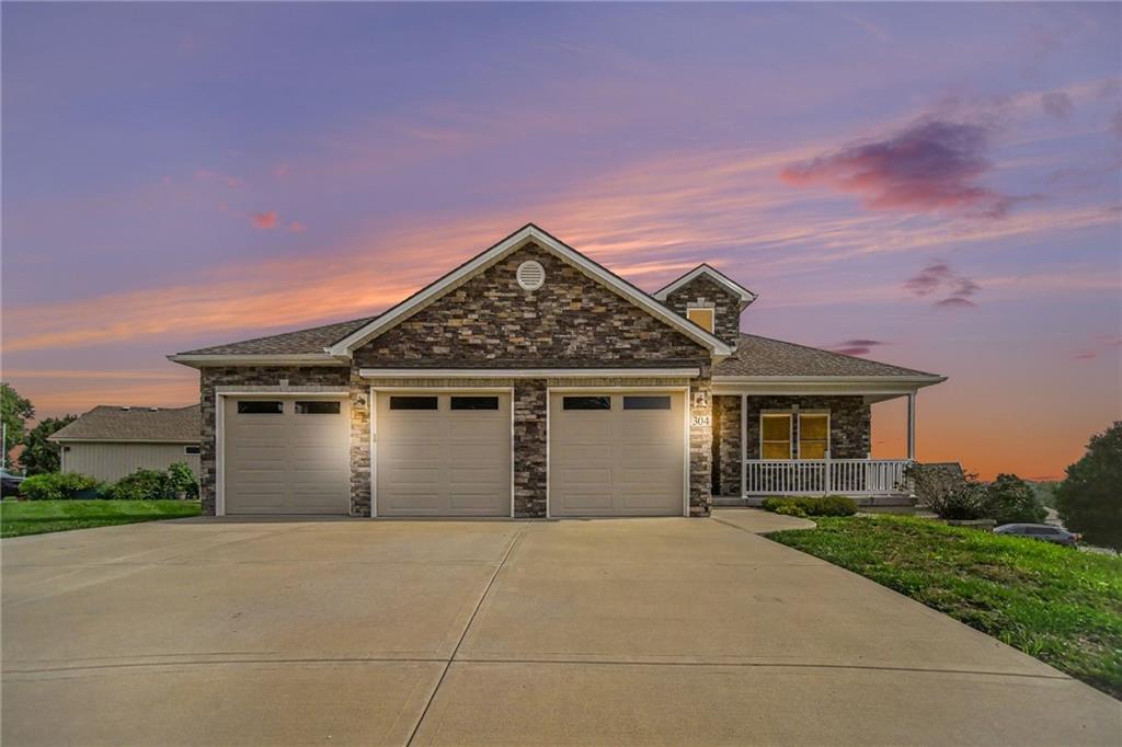 Listing Photo MLS #HMS2638475