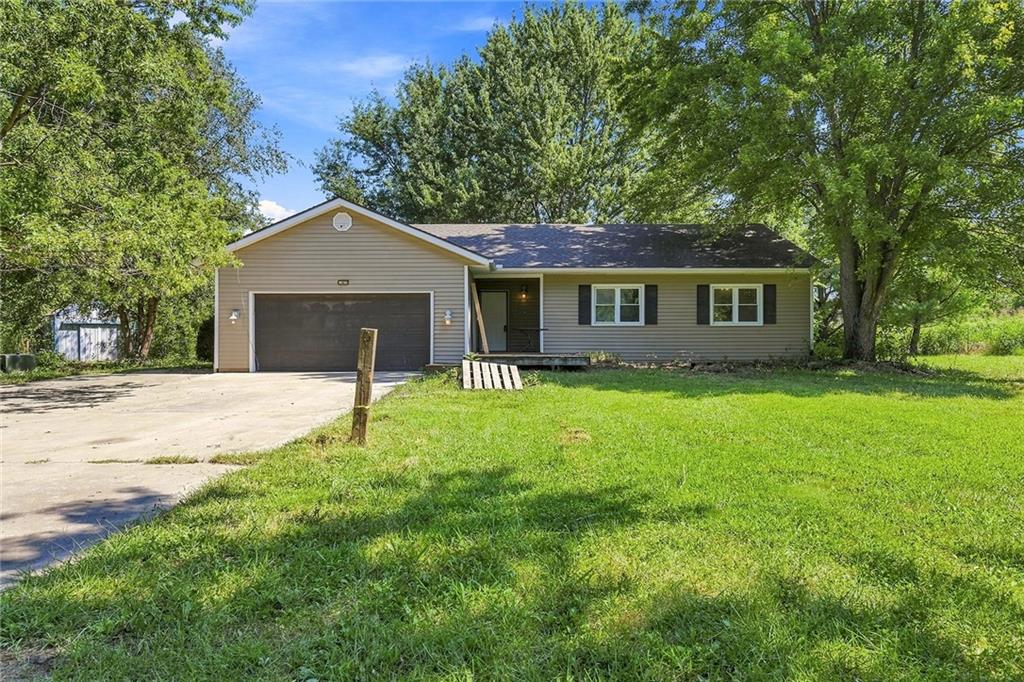 Listing Photo MLS #HMS2638536