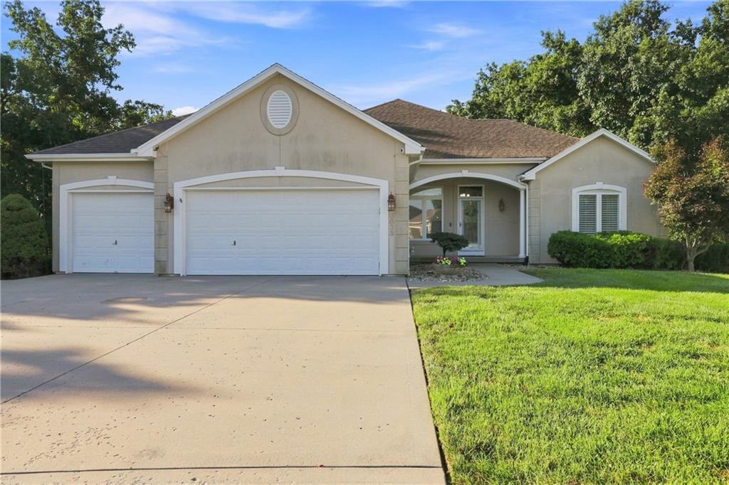 Listing Photo MLS #HMS2638542
