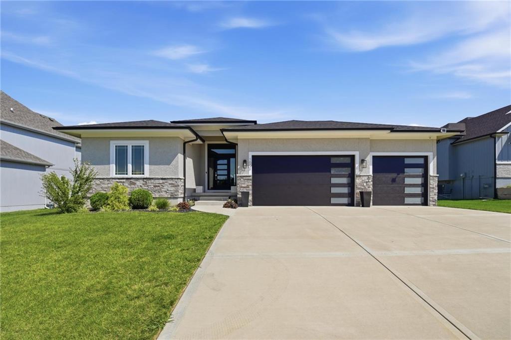 Listing Photo MLS #HMS2638708