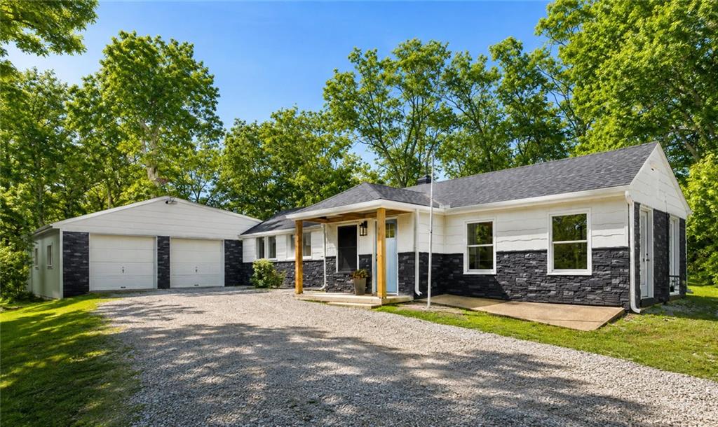 Listing Photo MLS #HMS2638933