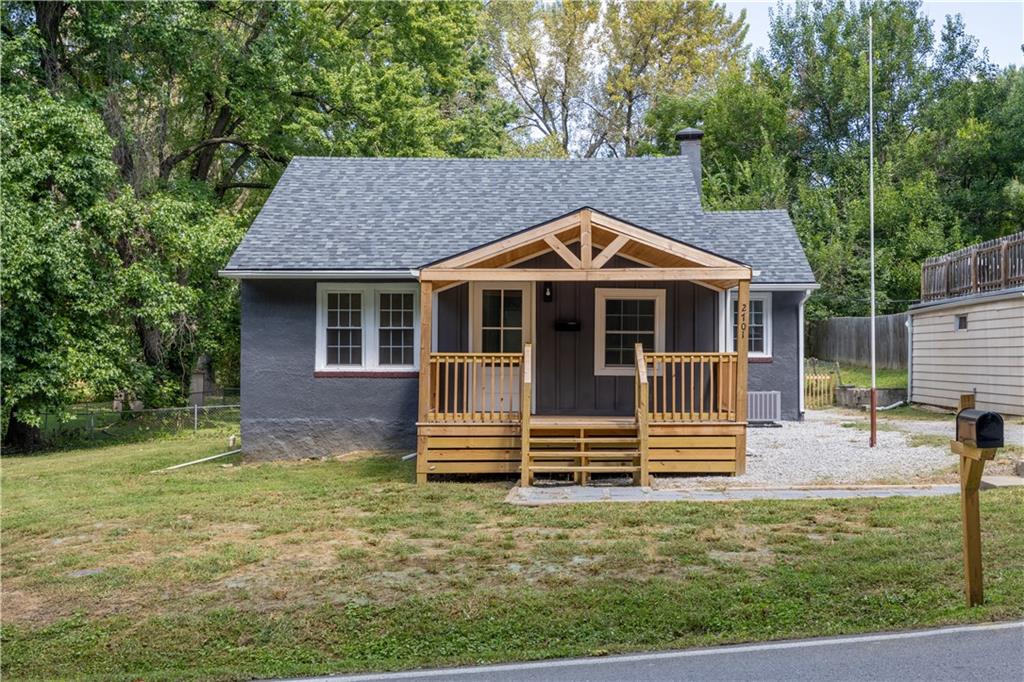 Listing Photo MLS #HMS2638973