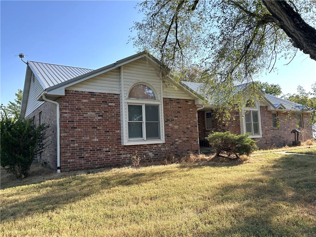 Listing Photo MLS #HMS2639093
