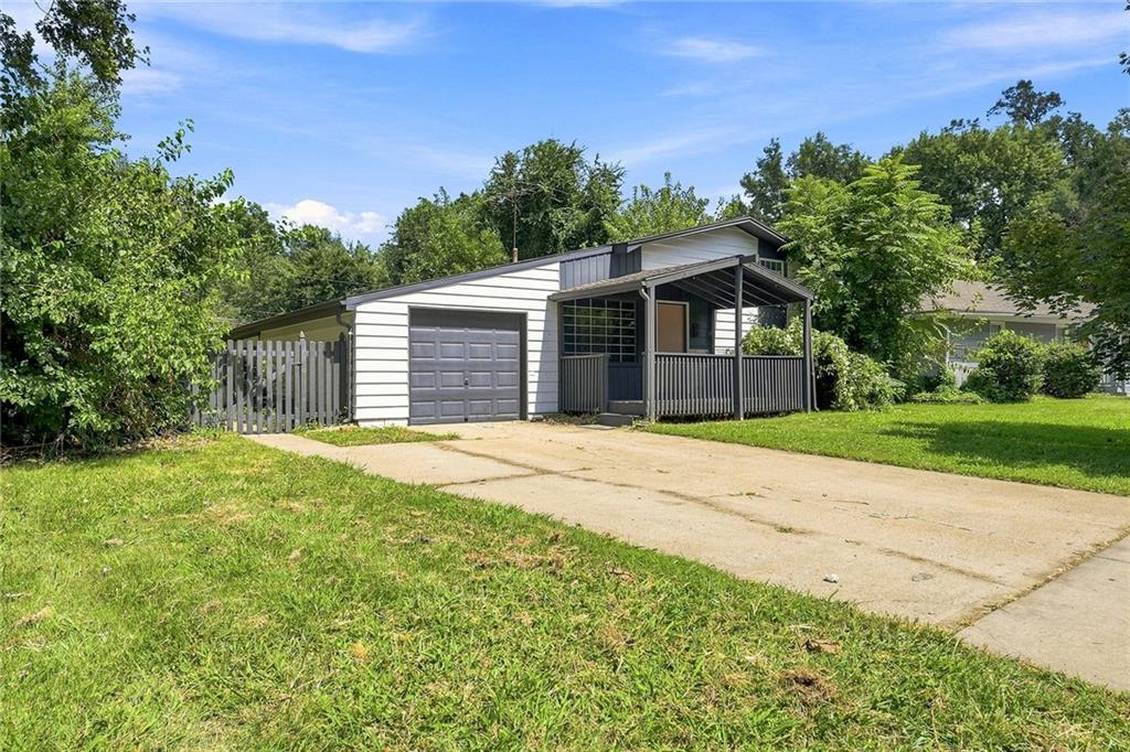 Listing Photo MLS #HMS2639233