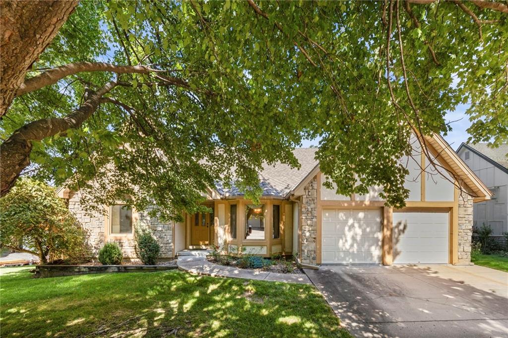 Listing Photo MLS #HMS2639447