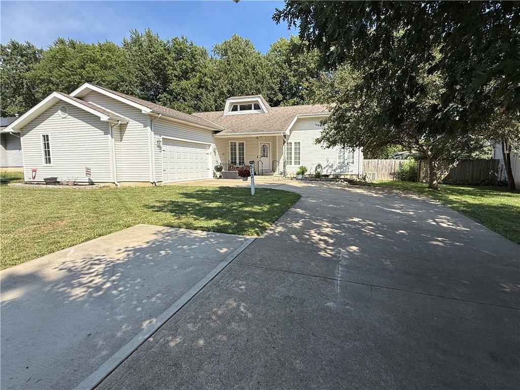 Listing Photo MLS #HMS2639540
