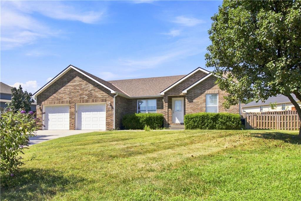 Listing Photo MLS #HMS2639585