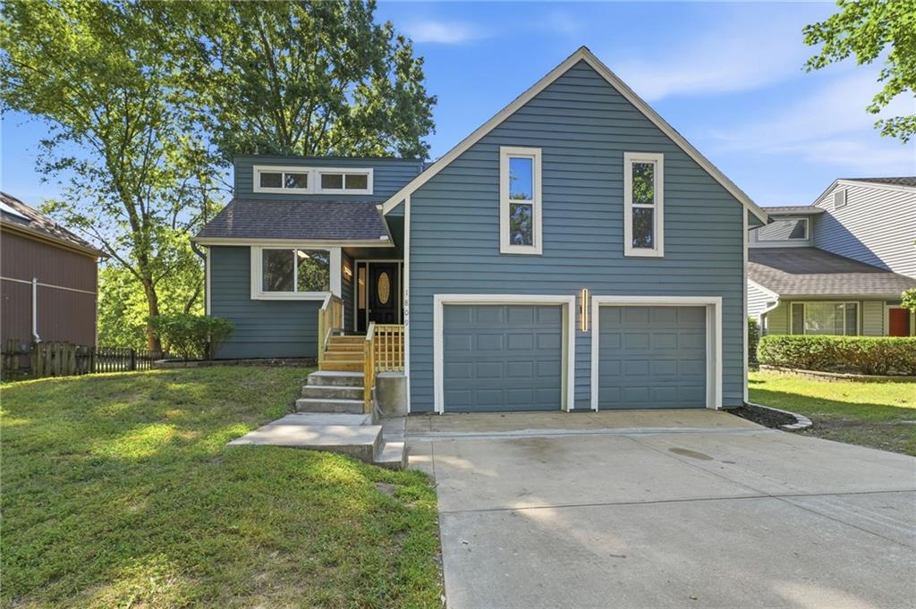 Listing Photo MLS #HMS2639675