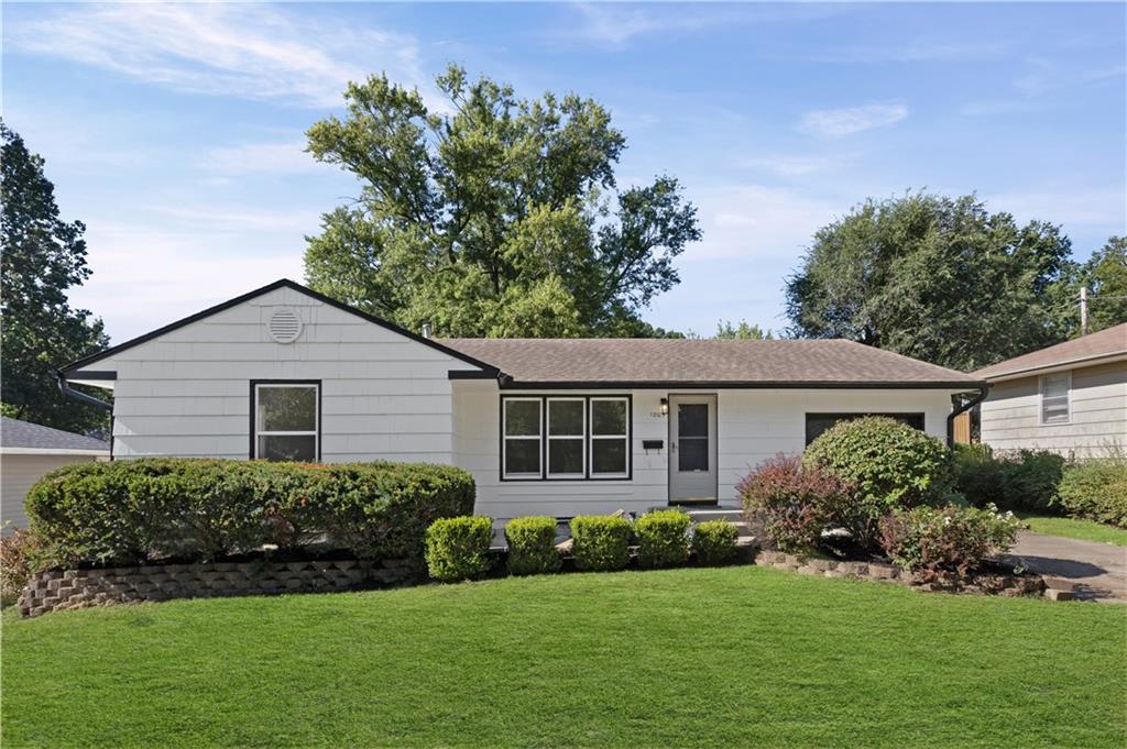 Listing Photo MLS #HMS2640572
