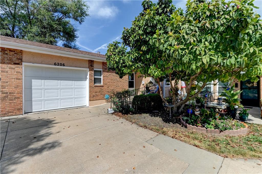 Listing Photo MLS #HMS2640616