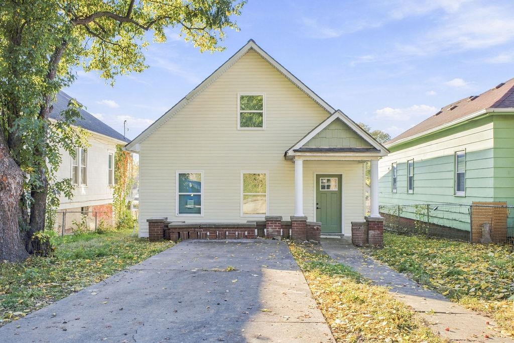 Listing Photo MLS #HMS2644589