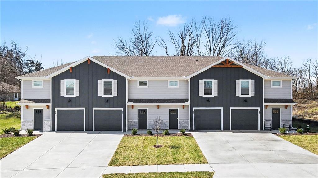 Listing Photo MLS #HMS2648192