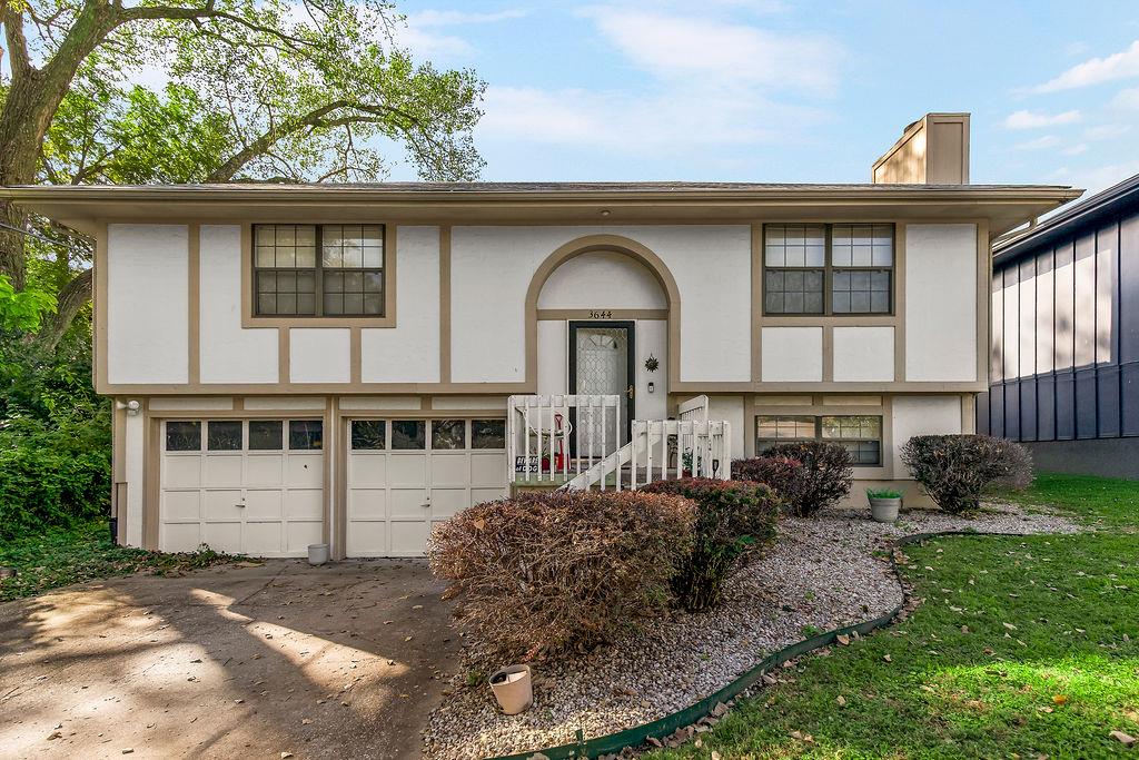 Listing Photo MLS #HMS2648764