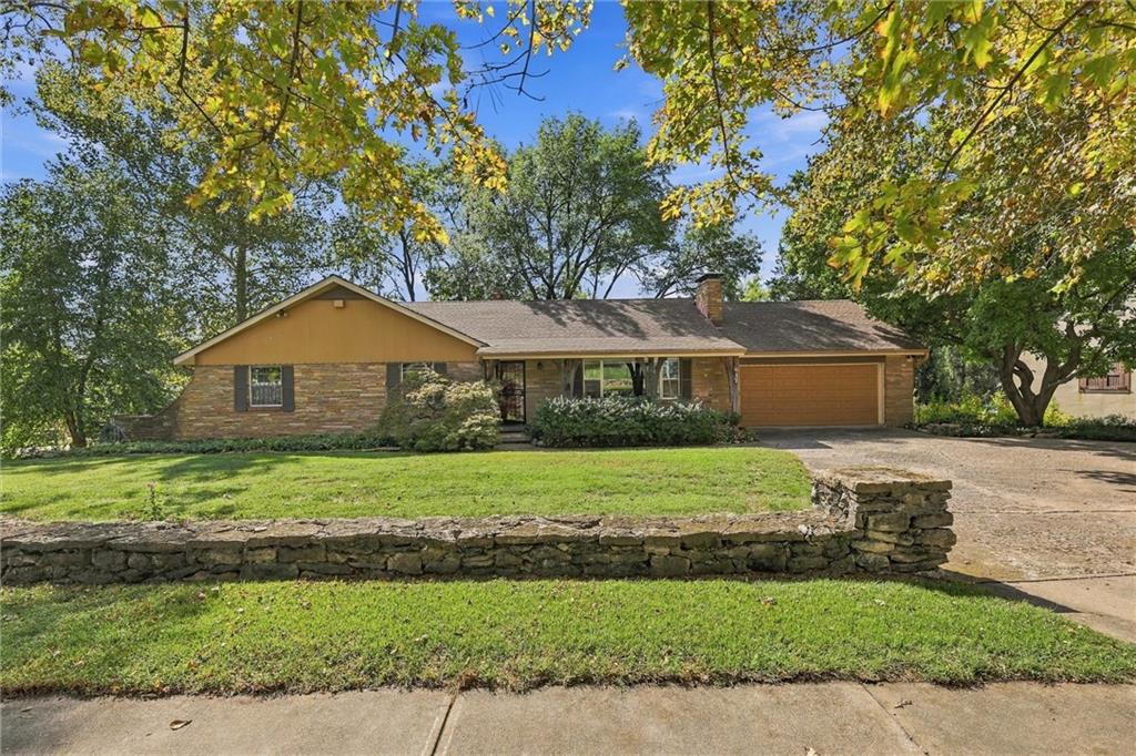 Listing Photo MLS #HMS2649295