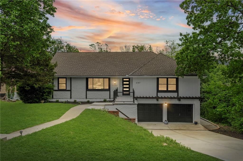 Listing Photo MLS #HMS2649346