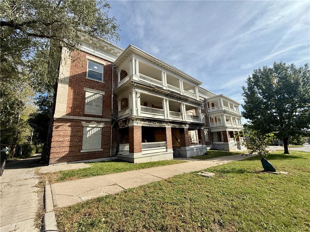 Listing Photo MLS #HMS2649376
